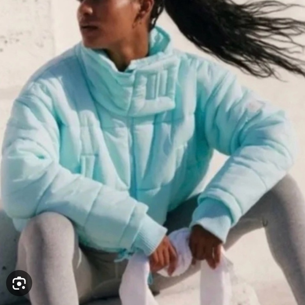 #875 Free People Movement High Frequency Cropped Puffer Jacket Small - Picture 3 of 9